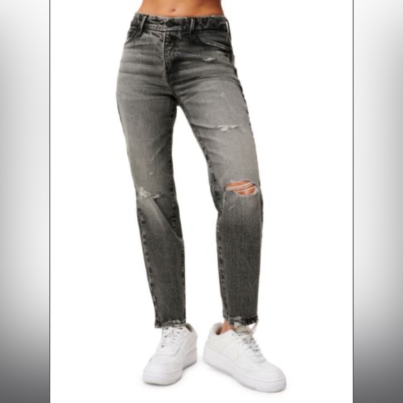 Good American Denim - Good American Vintage Mid-Rise Distressed Stretch Straight-Leg Jeans